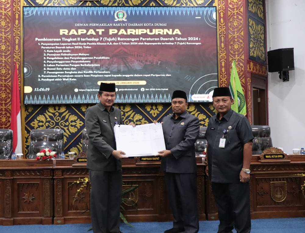Sekdako Apresiasi Kerja Tuntas Pansus A,B dan C DPRD dalam Membahas 7 Rancangan Peraturan Daerah Kota Dumai
