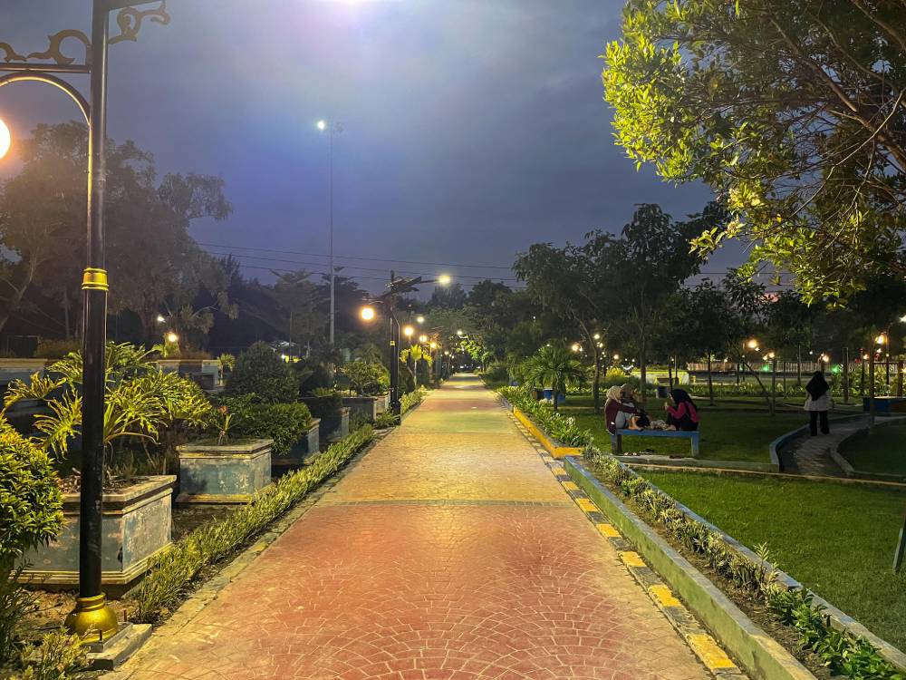 Taman Bukit Gelanggang Terang Benderang, Perluas Kenyamanan Kunjungan Masyarakat Terutama Di Malam Hari 