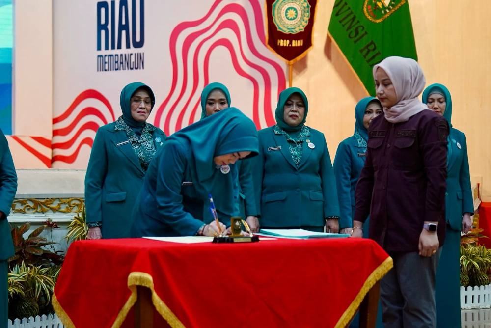 Resmi Dilantik Sebagai Ketua TP PKK serta Ketua Pembina Posyandu Kota Dumai, Hj Leni Ramaini: Siap Bersinergi dan Melanjutkan Program Khidmat 