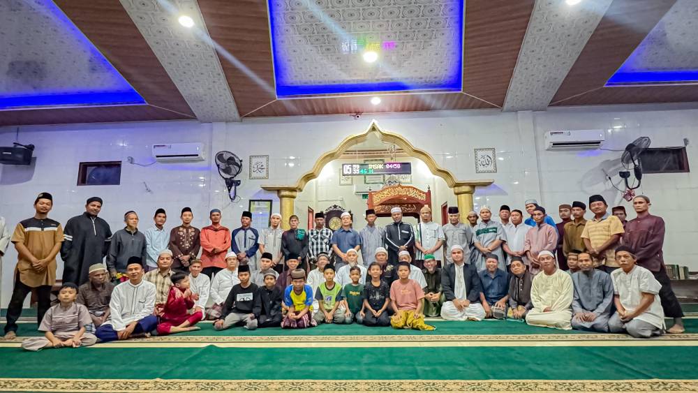 Pererat Silaturahmi, Wali Kota Dumai Awali Safari Subuh Perdana di Masjid Al Mukarromah