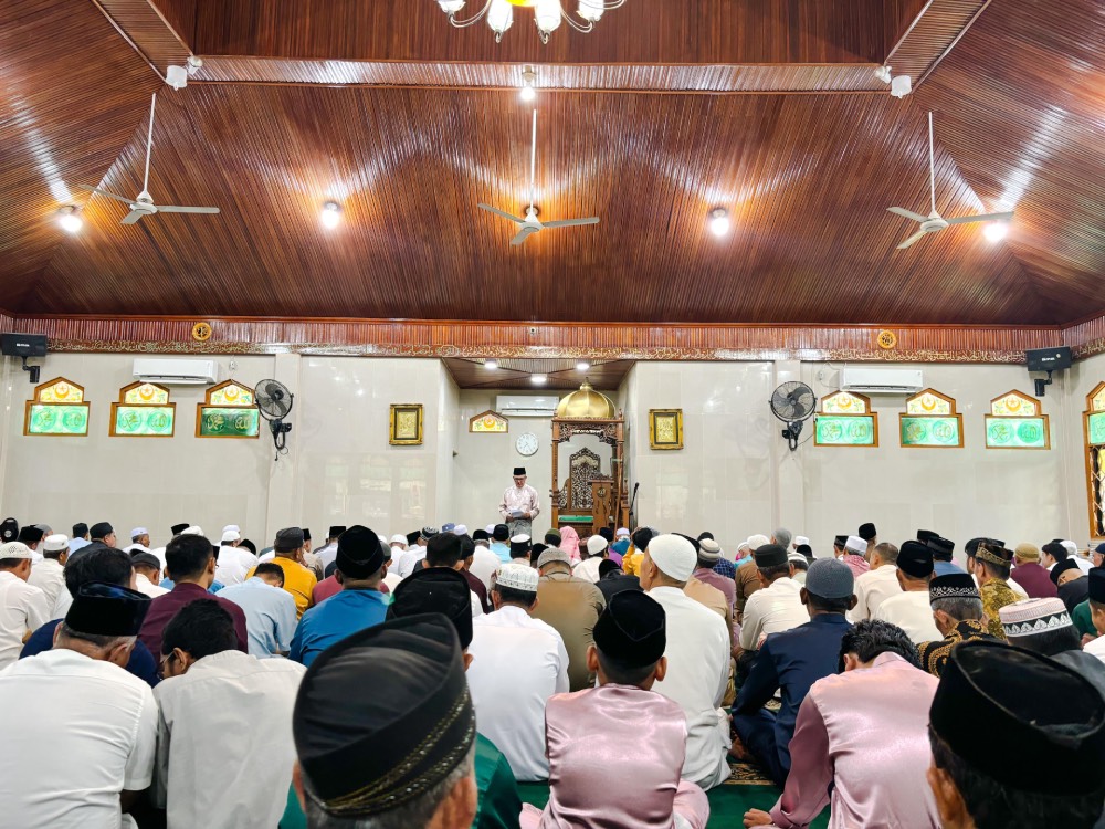 Asisten I: Idul Fitri Momen untuk Menguatkan Kepedulian Sosial