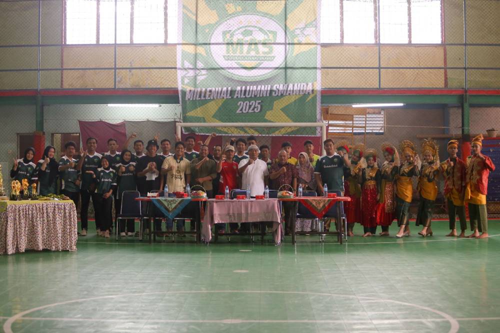Pererat Silaturahmi Dengan Turnamen Futsal Antar Angkatan, Wawako Sugiyarto Apresiasi Penuh Perhelatan Milenial Alumni Smanda 2025