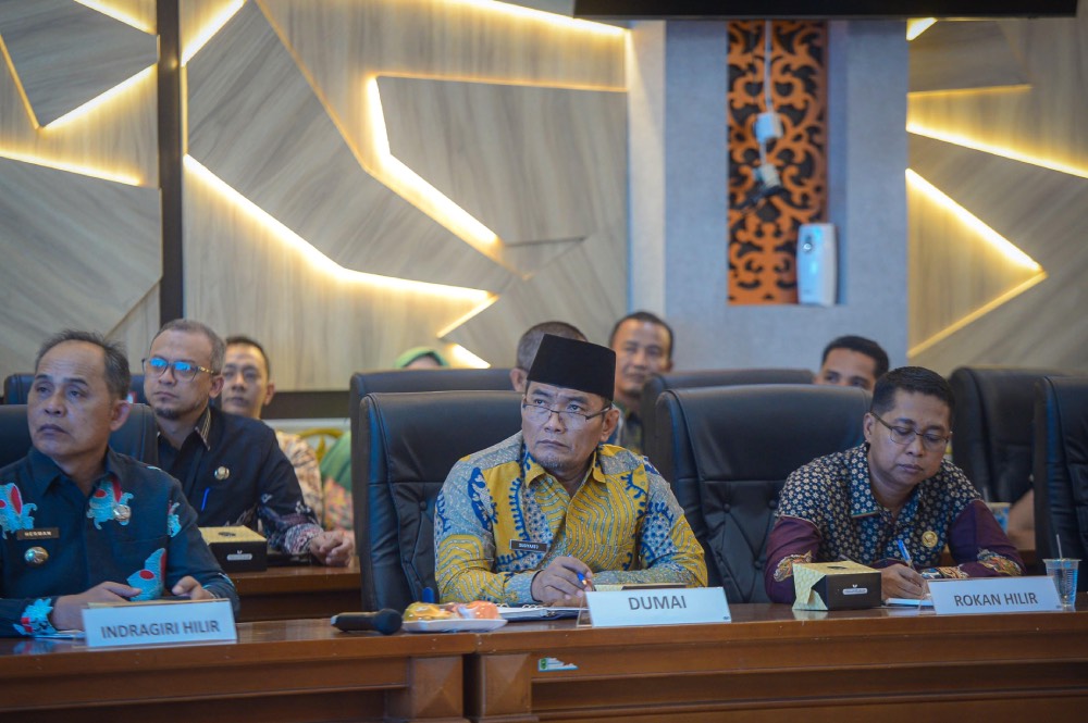 Wawako Sugiyarto Ikuti Rakor dengan Menteri ATR/BPN RI, Fokus pada Penyelesaian Konflik Agraria di Dumai Kota Idaman