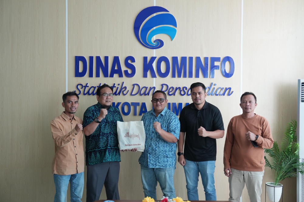 Diskominfotiksan Dumai Sambut Hangat Audiensi PCR, Sosialisasikan Program Magister Terapan Teknik Komputer dan Beasiswa SDM Sawit 2025 