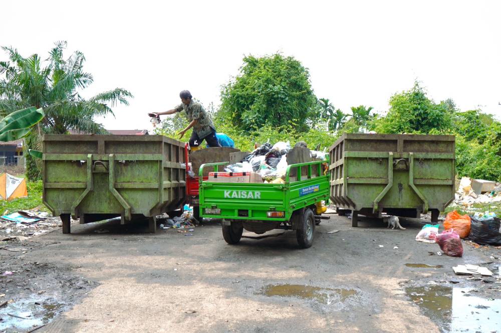 Ajak Masyarakat Bijak Kelola Sampah, Wako Paisal: Mari Kelola Sampah Dengan Baik Dan Berani Laporkan Yang Melanggar Aturan! 