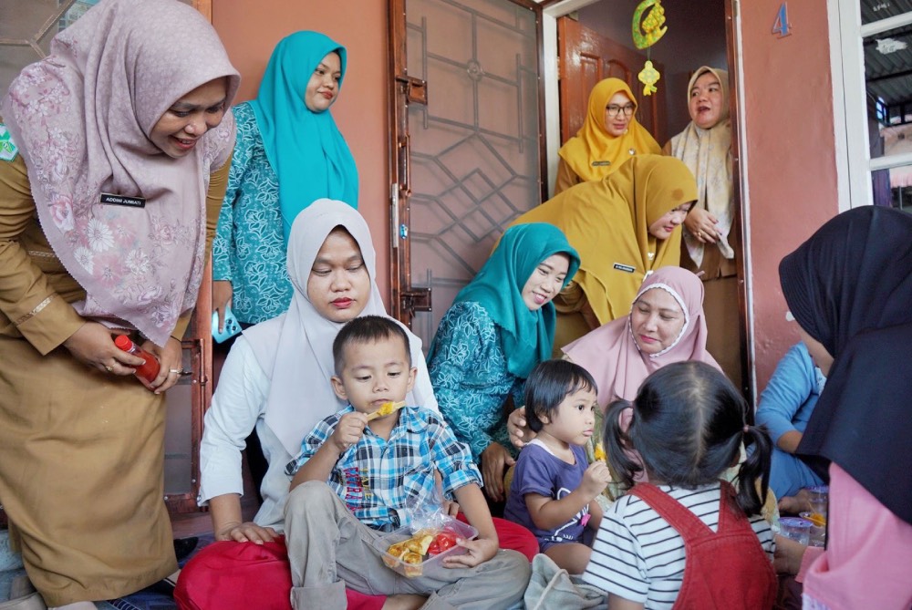 Gerakan Makan Cegah Stunting dengan Pemberian Makanan Lokal di Pustu, Inovasi PMT Lokal di Kecamatan Dumai Kota