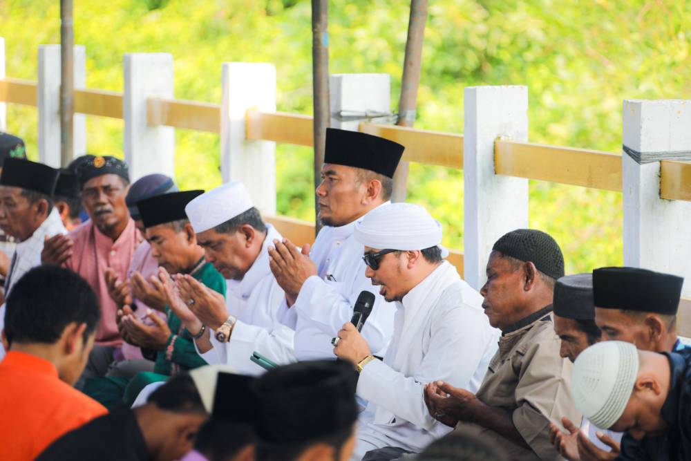 Lestarikan Budaya, Wakil Wali Kota Dumai Menghadiri Tradisi Beghateb Kampong di Kelurahan Teluk Makmur