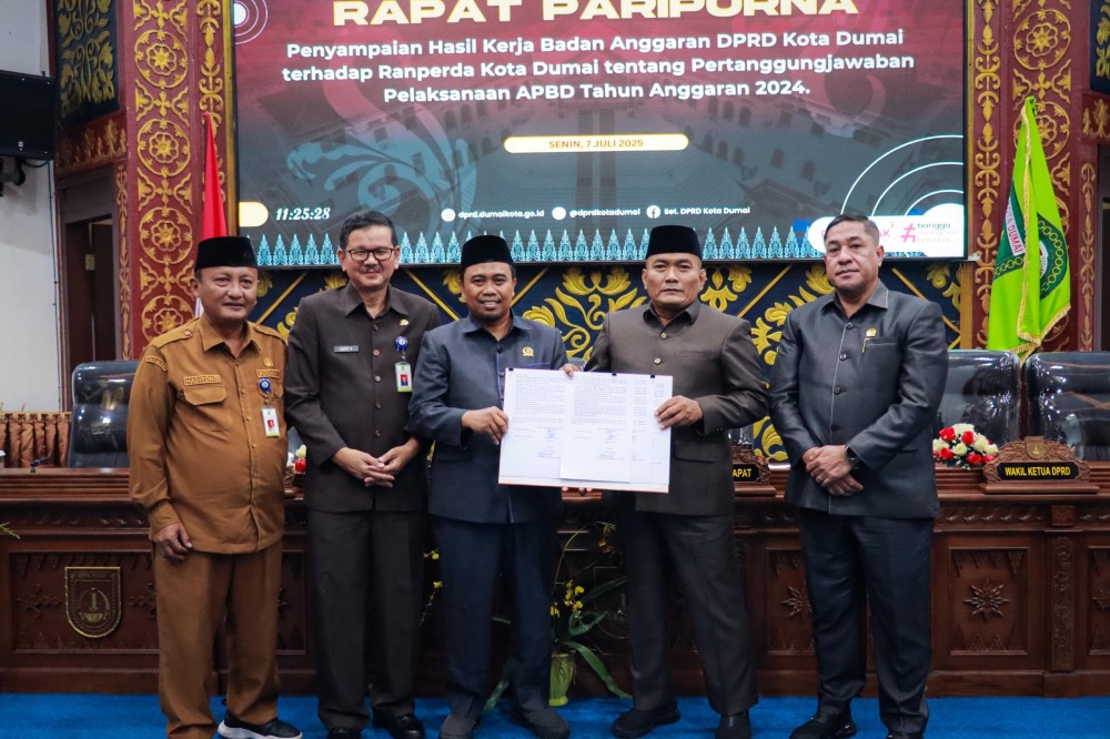 Ranperda Pertanggungjawaban Pelaksanaan APBD TA 2024 Sah Menjadi Perda, Wawako Sugiyarto Apresiasi Kolaborasi Apik Banggar DPRD dan TAPD Kota Dumai