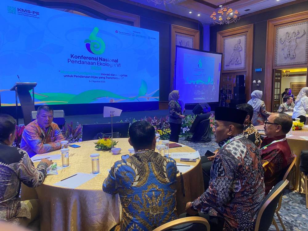 Pengalokasian APBD khusus Dana Kelurahan Dengan Menggunakan Skema EFT, Kota Dumai Terima Penghargaan Serta Apresiasi Dari Koalisi Masyarakat Sipil utk Pendanaan Ekologis (KMS-PE) di Jakarta