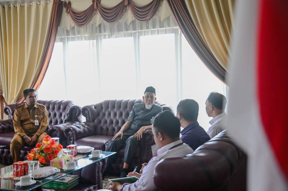 Terima Kunjungan Kementerian LH, Wako Paisal Utarakan Komitmen Penanganan Sampah Dan Pengelolaan TPA Kota Dumai Yang Optimal Kedepannya