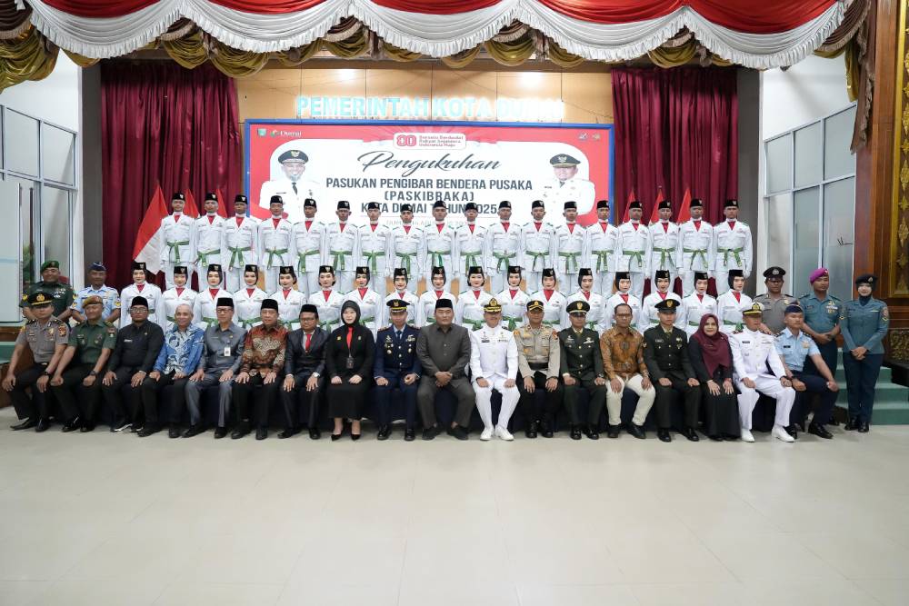 Resmi Dikukuhkan Wawako Sugiyarto, 35 Paskibraka Kota Dumai Siap Kibarkan Sang Saka Merah Putih pada 17 Agustus