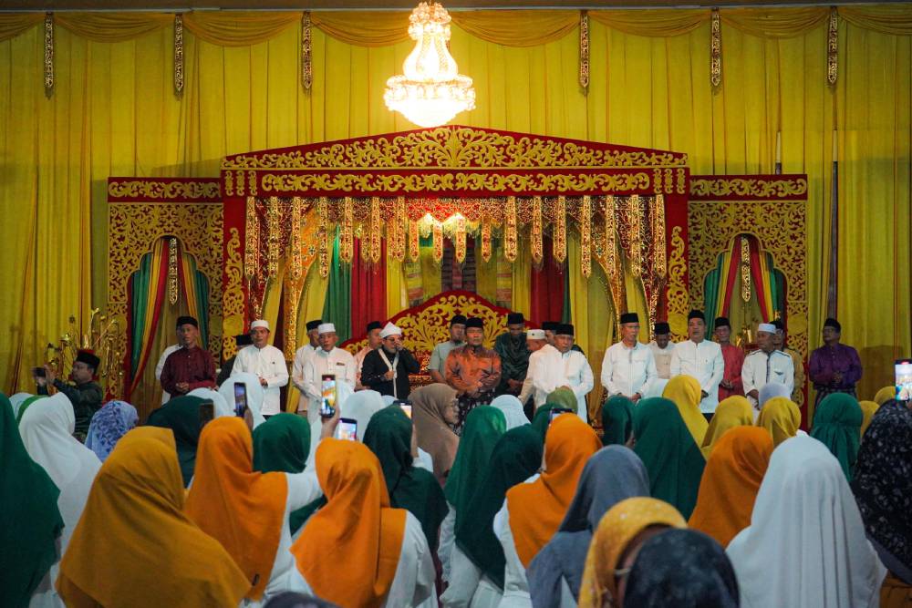 IIKROHIL Dumai Gelar Tabligh Akbar Maulid Nabi, Wawako Sugiyarto Ajak Masyarakat Teladani Akhlak Rasulullah 