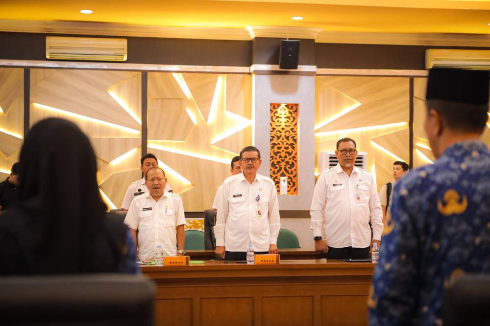 Sekda Dumai Hadiri Rakor FORSESDASI Riau: Bahas Keuangan dan Isu Strategis Daerah