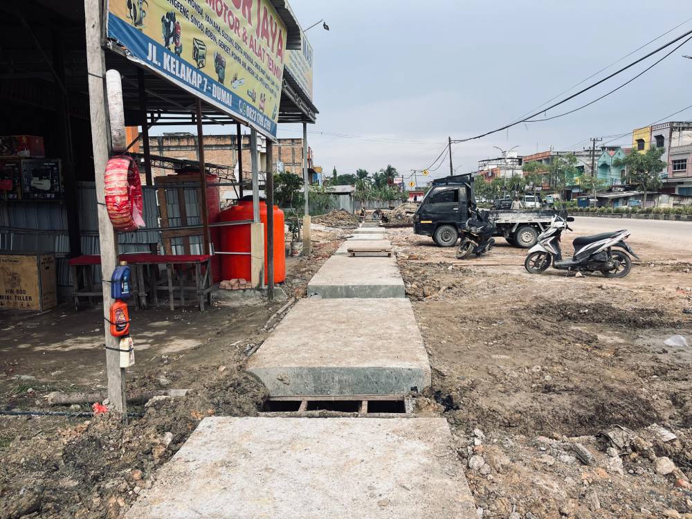 Realisasikan Aspirasi Masyarakat, Pemko Dumai Bangun Drainase Sepanjang 356 Meter di Area Kelakap Tujuh