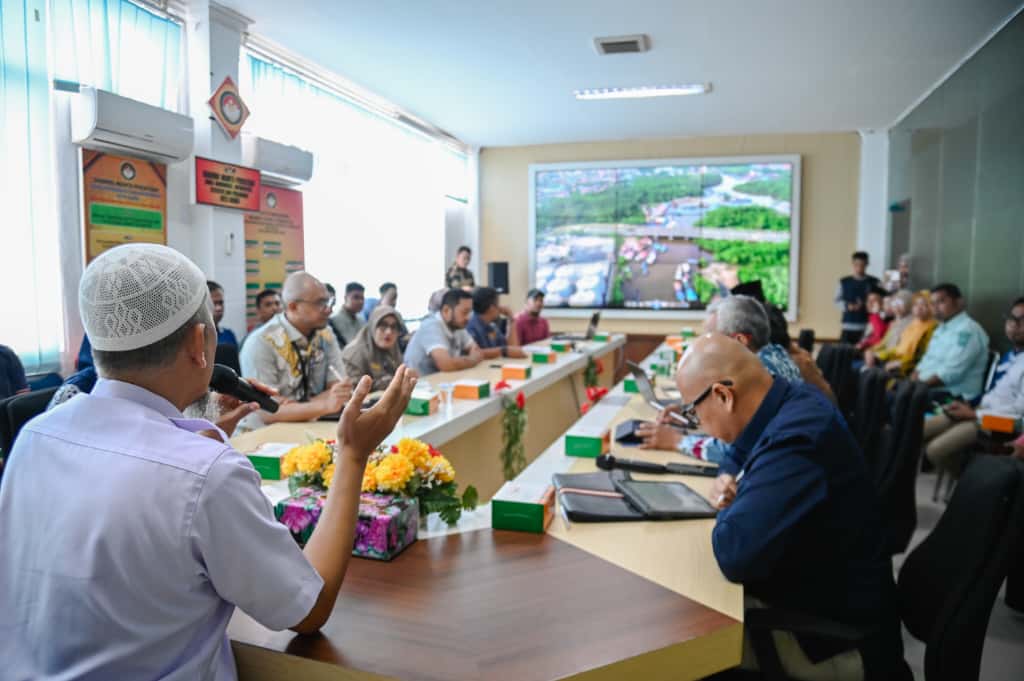 Pemerintah Kota Dumai Gerak Cepat Atasi Banjir Rob, Wali Kota Tekankan Percepatan Pembangunan Tanggul