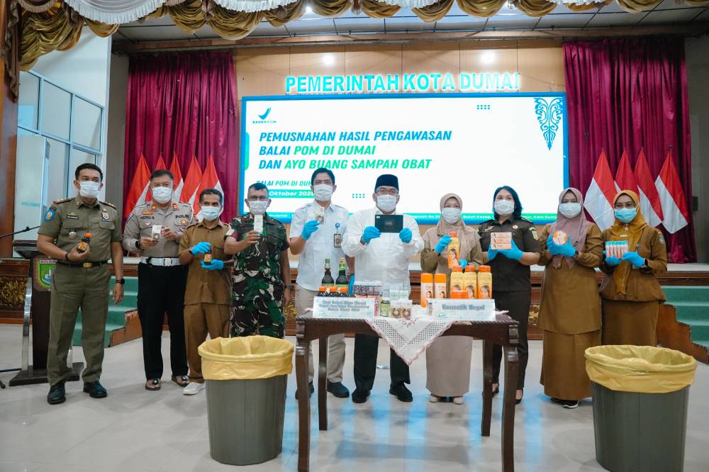 Hadiri Pemusnahan Hasil Pengawasan Balai POM Dumai, Wawako Sugiyarto Tekankan Kerjasama Stakeholder Dalam Disiplin Buang Sampah Obat