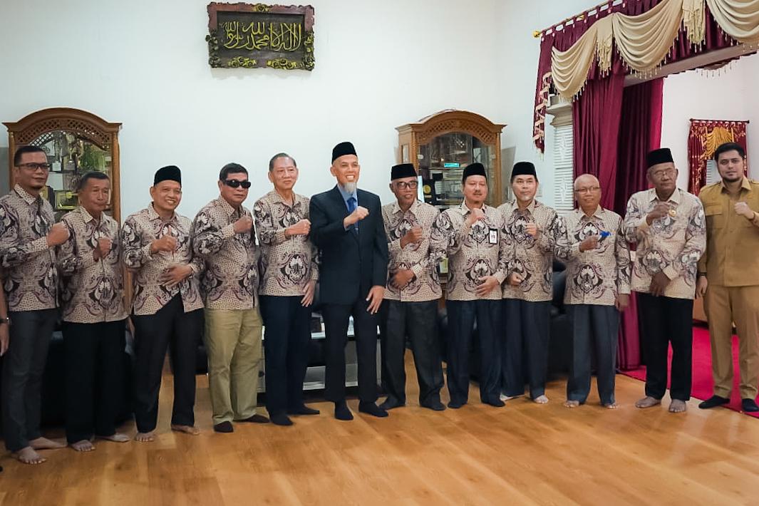 Terima Silaturahmi dan Audiensi FKUB Kota Dumai, Wako Paisal Harapkan Sinergi Dalam Menjaga Persatuan dan Kesatuan di Kota Idaman