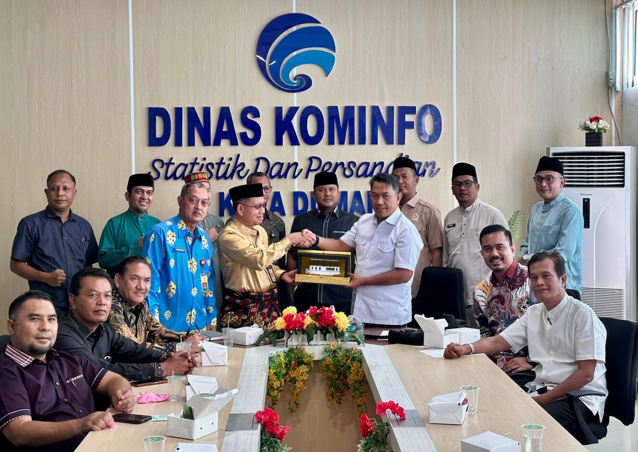 Disambangi Pansus A DPRD Kabupaten Siak, Kominfotiksan Bahas Sinergi Smart City