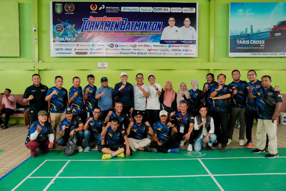 Wali Kota Dumai Buka Turnamen Badminton Walikota Cup 2025, Dorong Semangat Sportivitas dan Prestasi Menuju Porprov 2026