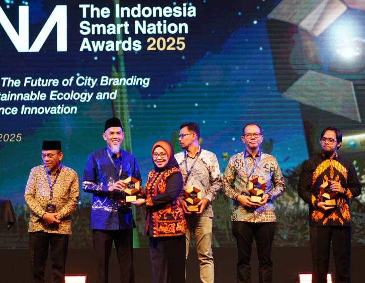 Pemko Dumai Kembali Ukir Prestasi Nasional, Wako H Paisal Terima Special Award di ISNA 2025