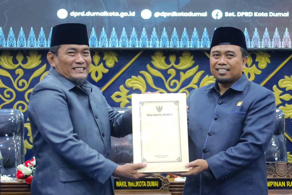 Rapat Paripurna DPRD Dumai, Wawako Sugiyarto Sampaikan Ranperda APBD TA 2026