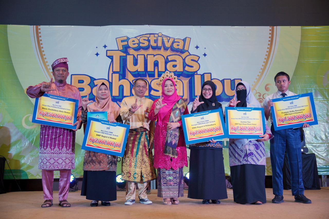 Siswa Dumai Raih Predikat Terbaik UKBI Provinsi Riau 2025, Dinas Pendidikan Kota Dumai Juga Sabet Penghargaan Terbaik