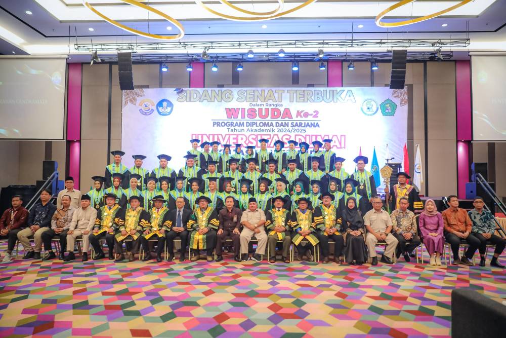 Wisuda Ke-II Universitas Dumai: Pemerintah Dorong Lulusan Terus Tingkatkan Kompetensi