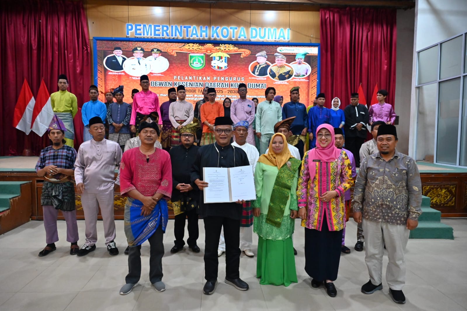 Pengurus DKD Dumai Periode 2025-2030 Resmi Dilantik, Pemko Harap DKD Jadi Mitra Strategis Merawat Budaya dan Seni