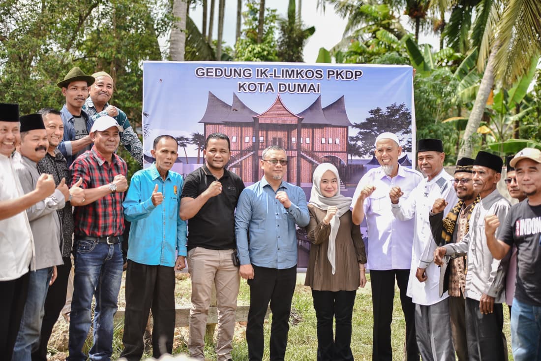 Wako H. Paisal Letakkan Batu Pertama Pembangunan Gedung Serba Guna IK Limkos PKDP Dumai