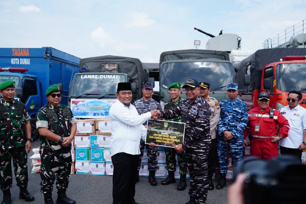 Solidaritas Dumai, KRI Teluk Gilimanuk-531 Berangkatkan Bantuan Kemanusiaan untuk Korban Bencana Sumatera