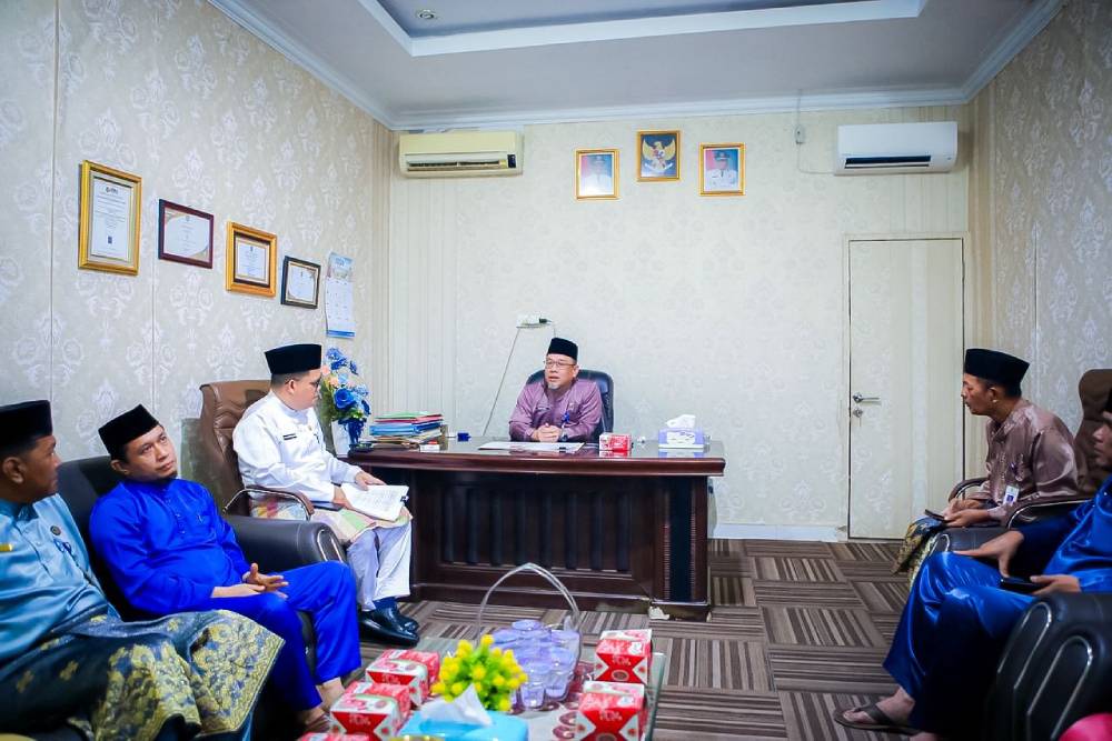Pimpin Rapat Kerja di Dinas Tenaga Kerja, Sekdako: Semua Pekerja Wajib Tertib Administrasi dan Perusahaan Ikuti Regulasi Yang Berlaku