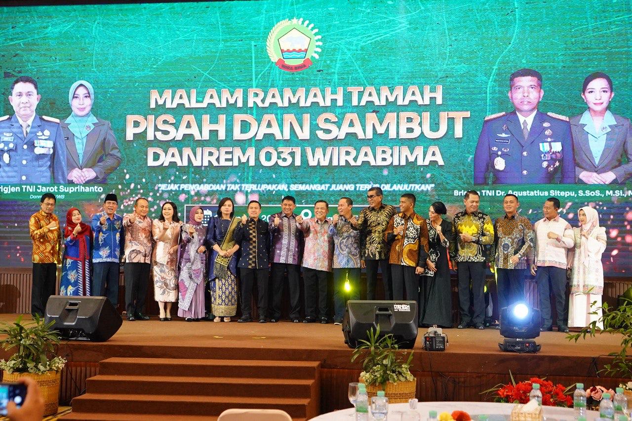 Hadiri Pisah Sambut Danrem 031/Wira Bima, Wawako Dumai Sugiyarto: Momentum Perkuat Sinergi TNI dan Pemerintah Daerah