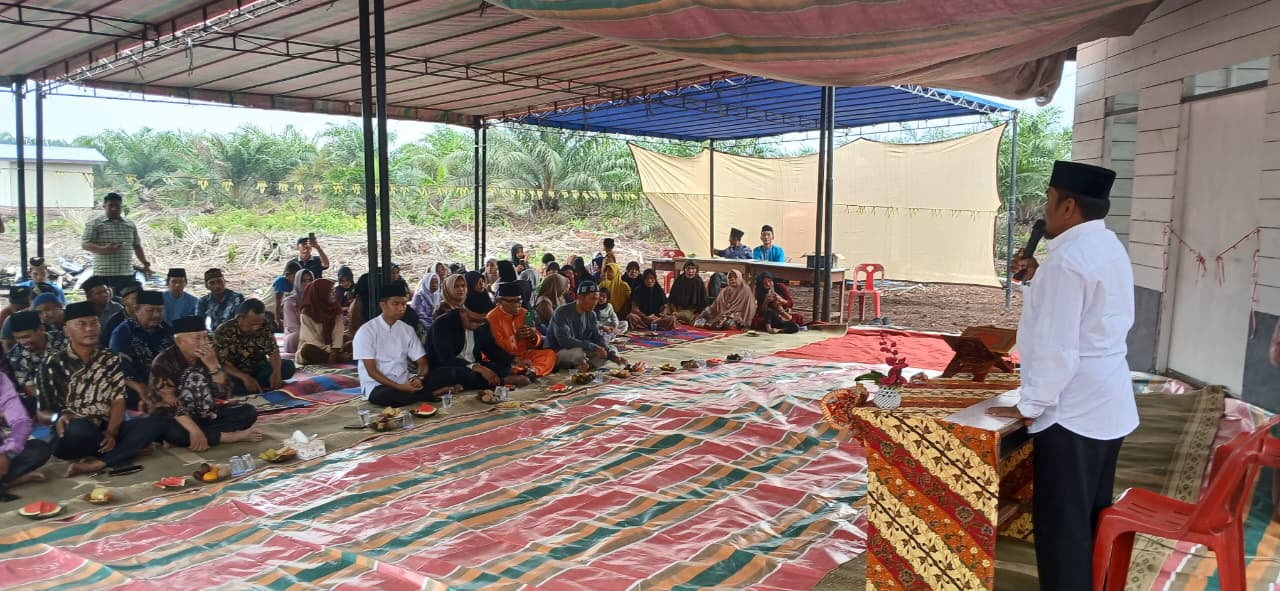 Wawako Sugiyarto Resmikan Pemakaian Musholla Darul Jannah Tanjung Penyembal, Ajak Masyarakat Perkuat Silaturahmi Jelang Ramadhan