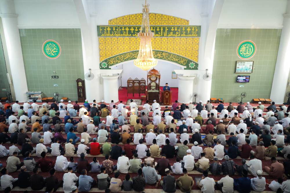 Maknai Kemenangan di Masjid Paripurna Al-Mannan, Wawako Sugiyarto Tekankan Pentingnya Istiqomah Pasca-Ramadan