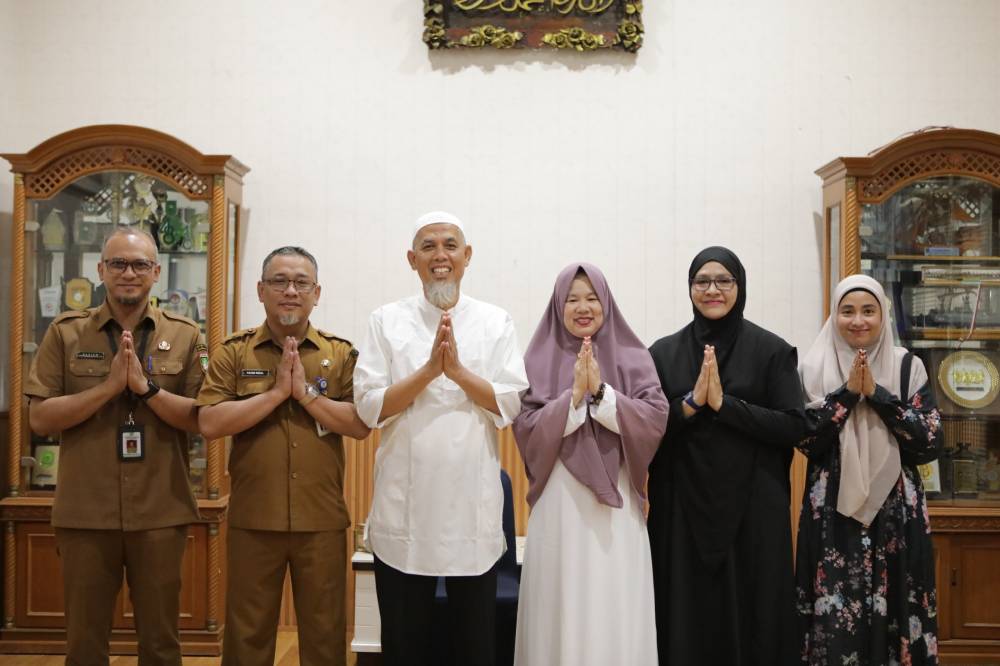 Dipadati Ribuan Tamu, Silaturahmi di Kediaman Wako H. Paisal Berlangsung Penuh Keakraban