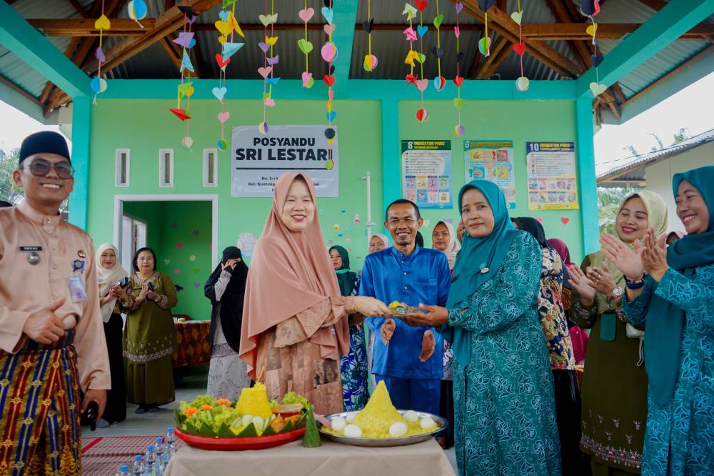 Ketua TP PKK Kota Dumai Resmikan Posyandu Sri Lestari, Wujud Peningkatan Layanan Kesehatan di Kelurahan Guntung