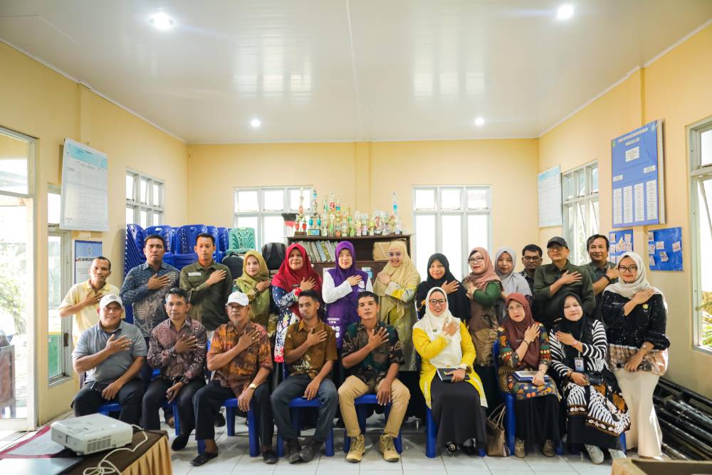 Perkuat Layanan Kesehatan Primer, Hj. Leni Ramaini Buka Sosialisasi dan Bimtek Posyandu ILP di Kelurahan Mundam