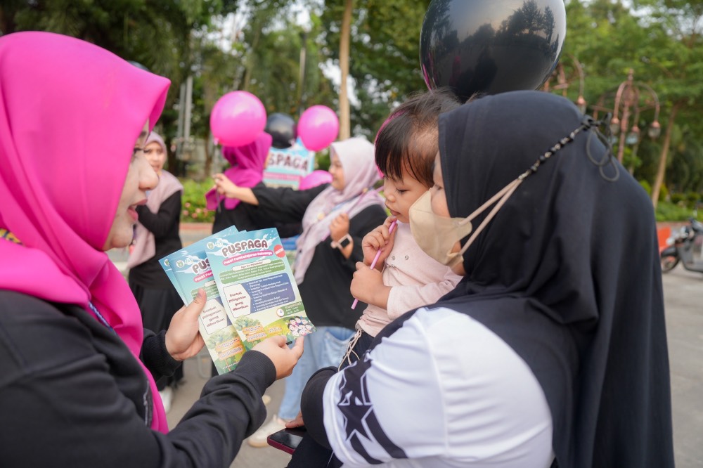 Tingkatkan Kualitas Keluarga, DPPPA Kota Dumai Sosialisasikan PUSPAGA dan Kesetaraan Gender di Area Car Free Day Dumai