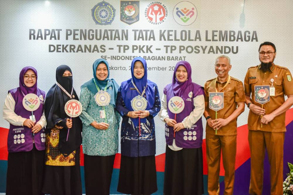 Mantapkan Peran PKK, Posyandu, dan Dekranasda, Hj. Leni Ramaini Hadiri Konsolidasi Nasional di Jakarta