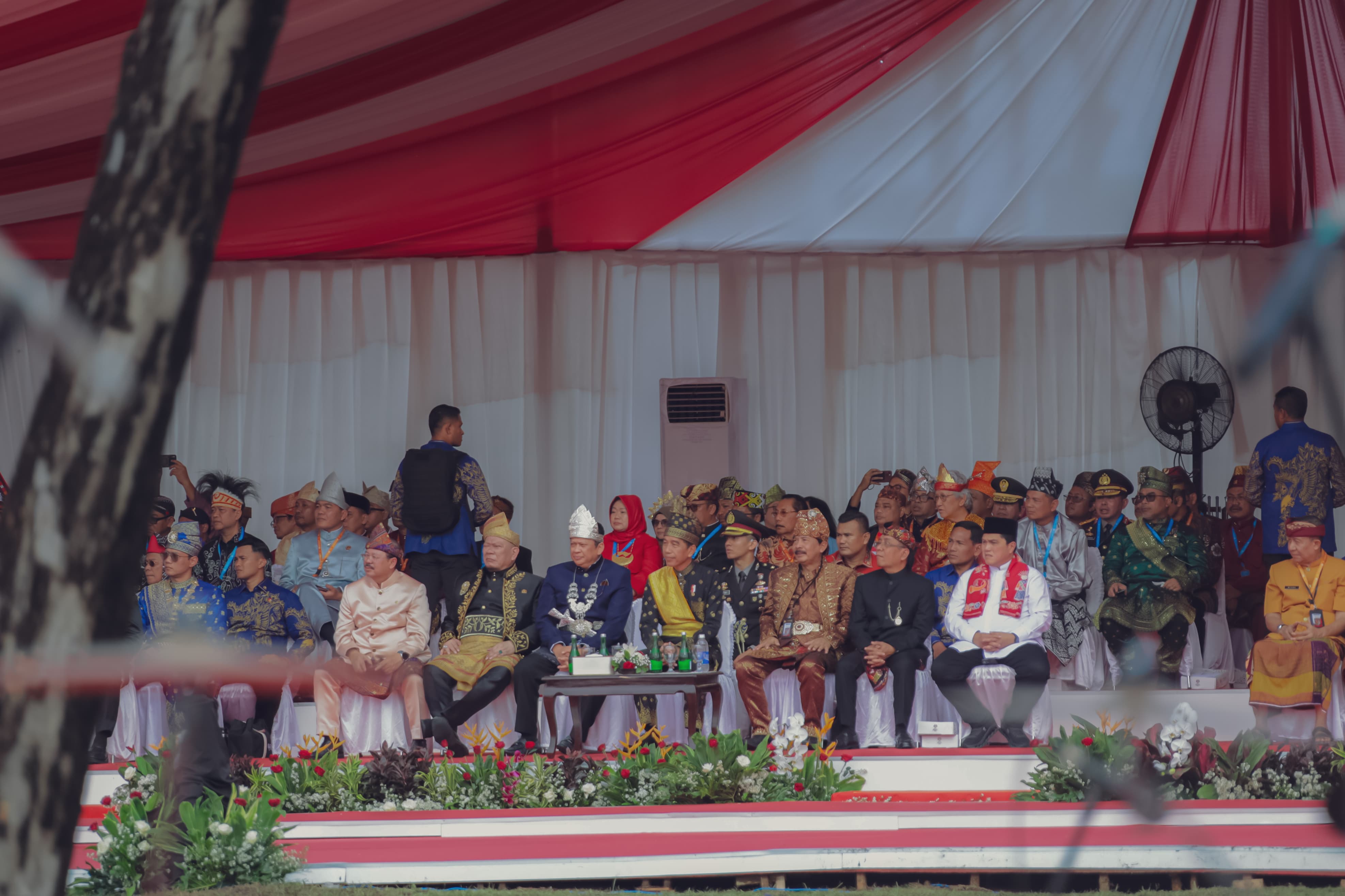 Jokowi Hadir didampingi Sejumlah Menteri, Upacara Harlah Pancasila di Kota Dumai Berlangsung Khidmat - 2