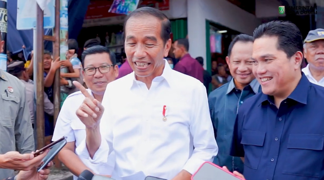 RI 1 kunjungi Bulog,Pasar Senggol Kota Dumai setelah pelaksanaan Upacara Harlah Pancasila Tahun 2024