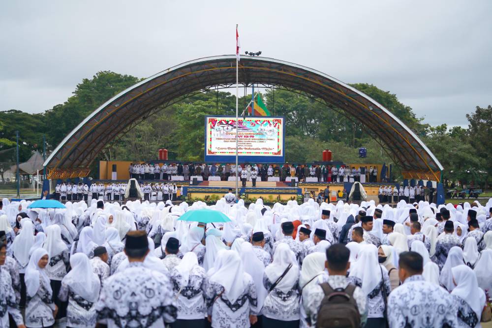 UPACARA PERINGATAN HGN DAN HUT PGRI ke-79 TAHUN 2024 DI TBG KOTA DUMAI